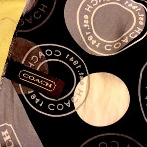 💯 silk Coach scarf.